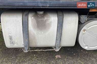 Грузовой фургон DAF CF 2002 в 