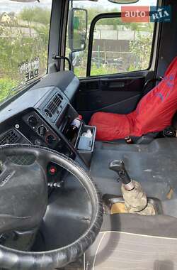 Грузовой фургон DAF CF 2002 в 