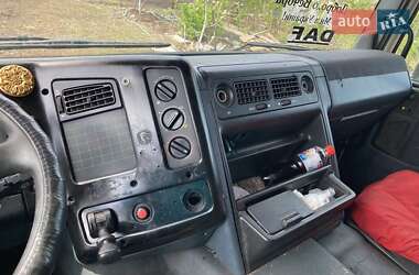 Грузовой фургон DAF CF 2002 в 