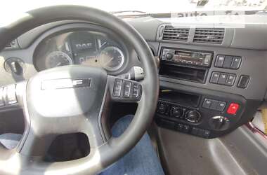 Тягач DAF CF 2016 в 