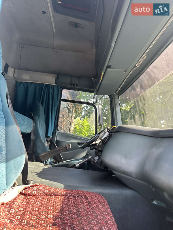 Тентованый DAF CF 2004 в Львове