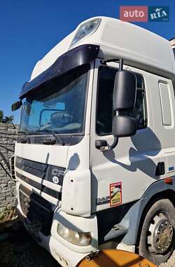 Тягач DAF CF 2012 в 
