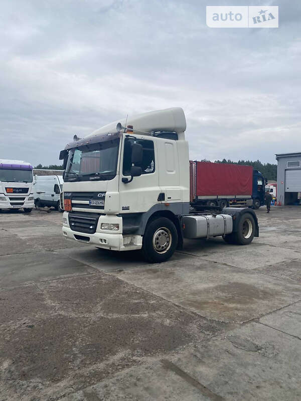 Тягач DAF CF 2009 в Києві