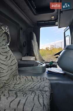 Грузовой фургон DAF CF 2003 в Запорожье