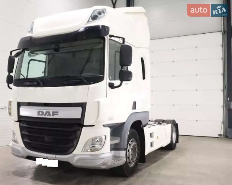 Тягач DAF CF 2016 в Черновцах