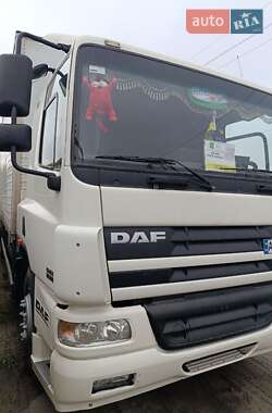 Грузовой фургон DAF CF 2002 в Харькове