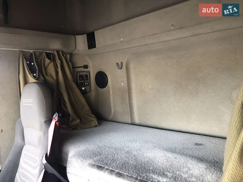 Тягач DAF CF 2012 в Костополе