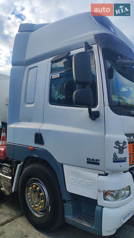 Тягач DAF CF 2010 в Киеве фото 2 Тягач DAF CF 2010 в Киеве