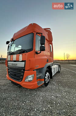 Тягач DAF CF 2015 в 