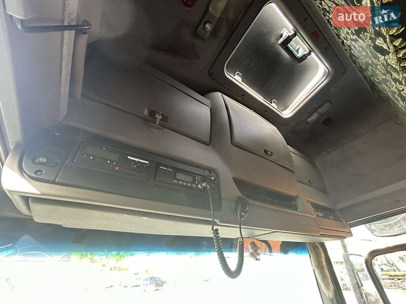 Самоскид DAF CF 2008 в Львові