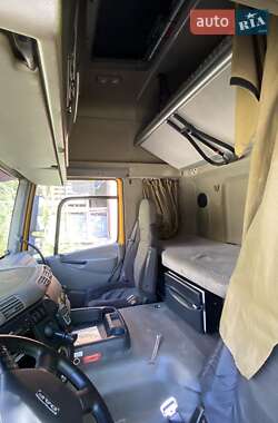 Тягач DAF CF 2010 в 