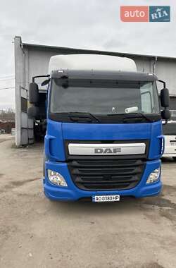 Тягач DAF CF 2015 в 