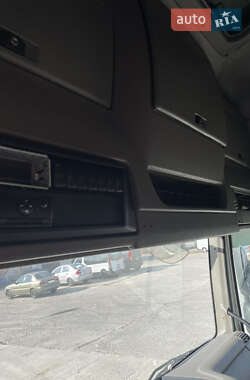 Тягач DAF CF 2009 в 
