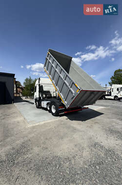 Самосвал DAF CF 2011 в 