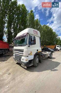 Тягач DAF CF 2001 в 