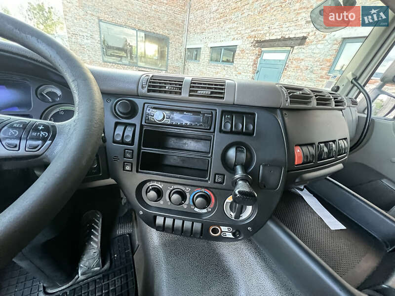 Тягач DAF CF 2011 в Любомлі