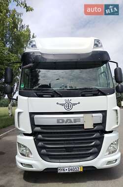 Тягач DAF CF 2015 в 