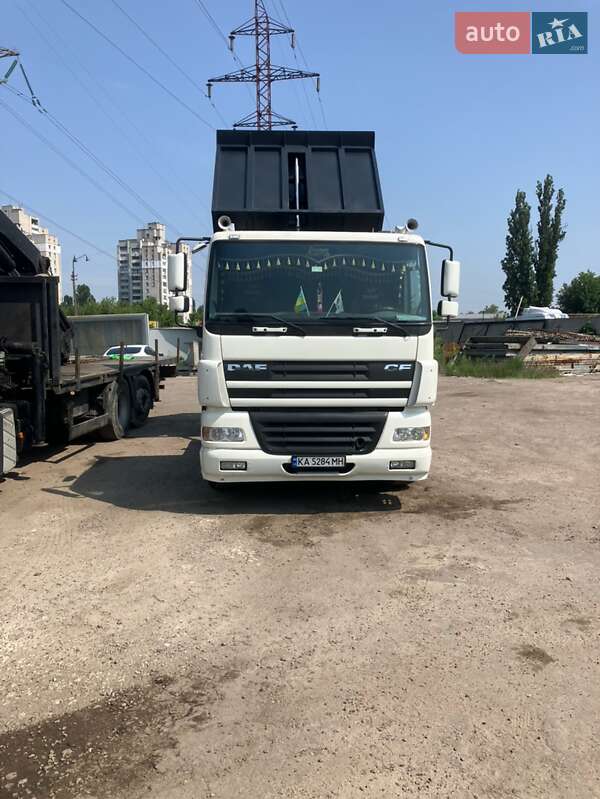 Самосвал DAF CF 2002 в Киеве