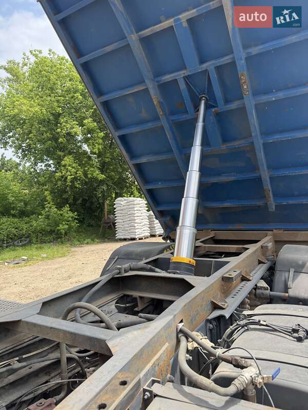 Самосвал DAF CF 2008 в Косове