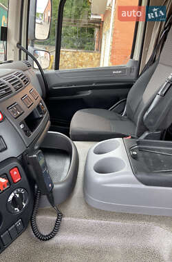 Тягач DAF CF 2015 в 
