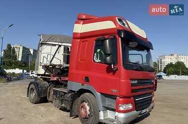 Тягач DAF CF 2011 в 
