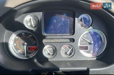 Грузовой фургон DAF CF 2013 в 