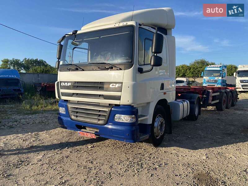 Тягач DAF CF 2013 в Козове