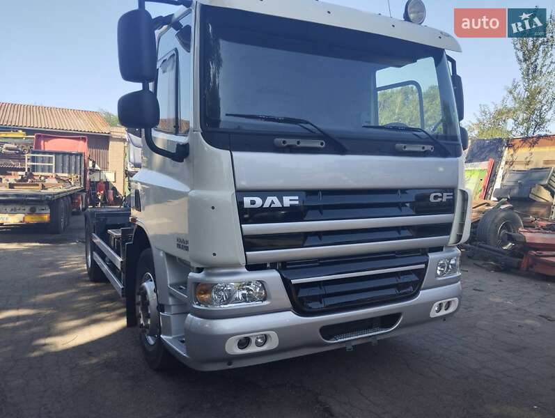 Тягач DAF CF 2008 в Запорожье