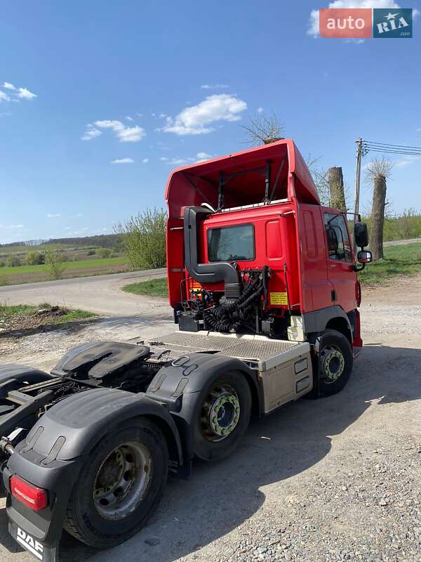 Тягач DAF CF 2016 в Гореничах