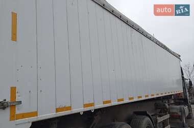 Тягач DAF CF 2003 в 