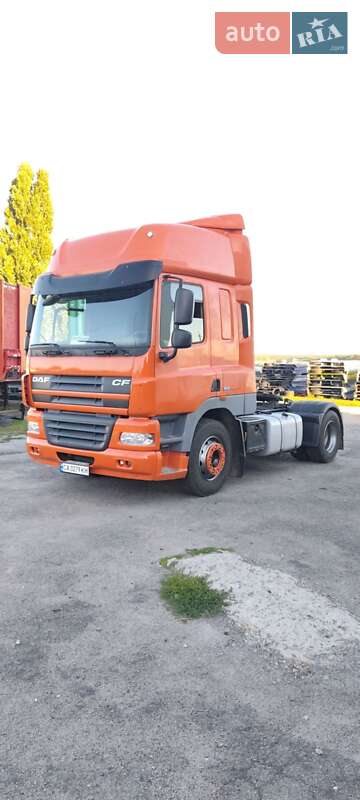 Тягач DAF CF 2013 в Умані