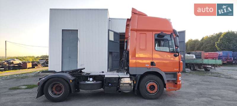 Тягач DAF CF 2013 в Умані