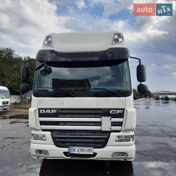 Тягач DAF CF 2013 в 