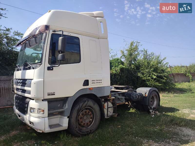 Тягач DAF CF 2003 в Синельниково