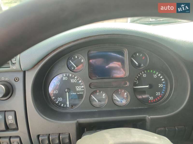 Тягач DAF CF 2003 в Синельниково