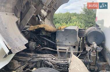 Грузовой фургон DAF CF 2002 в 