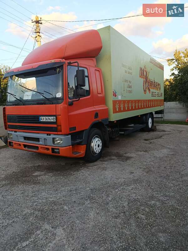 Грузовой фургон DAF CF 2001 в 