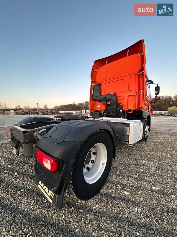 Тягач DAF CF 2015 в Жовкві