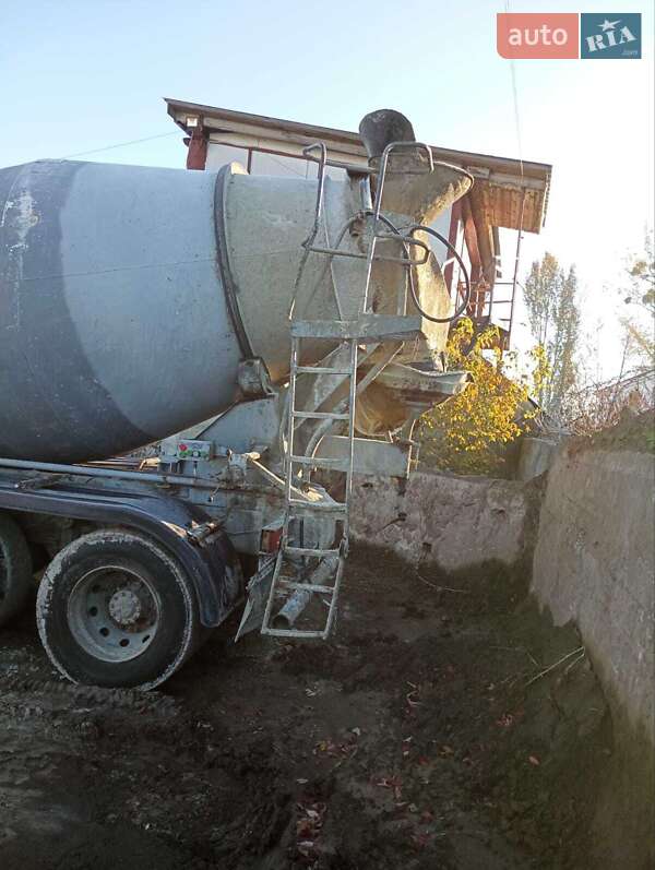 Бетономішалка (Міксер) DAF CF 2002 в Львові