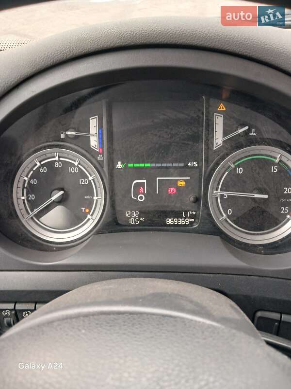 Тягач DAF CF 2016 в Дніпрі