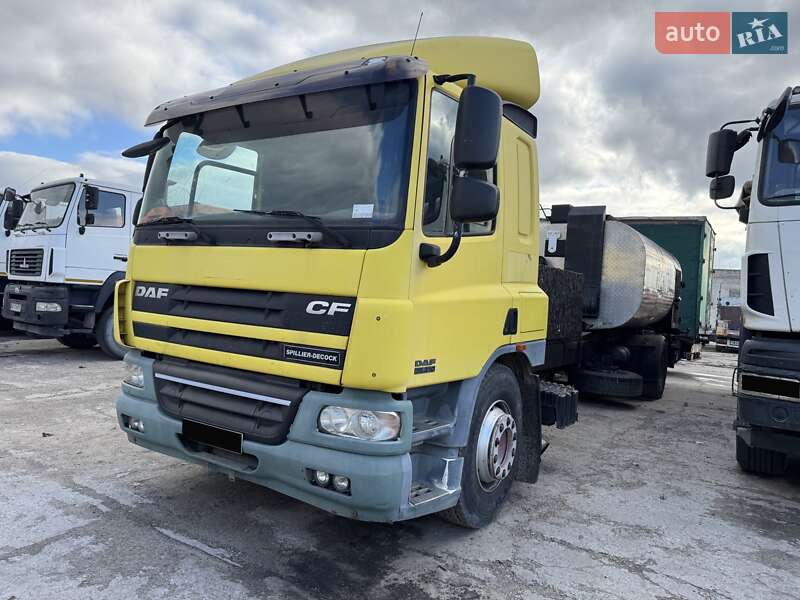 Гудронатор DAF CF 2007 в Кам'янському