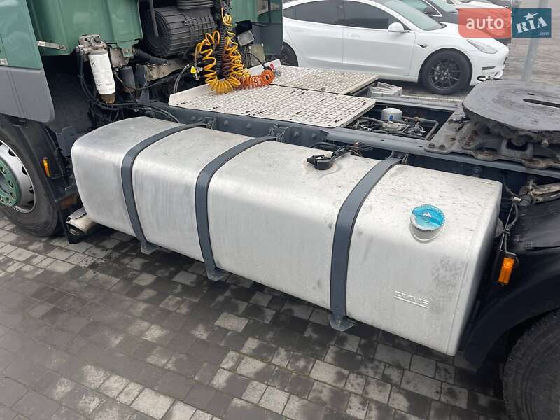 Тягач DAF CF 2011 в Львові