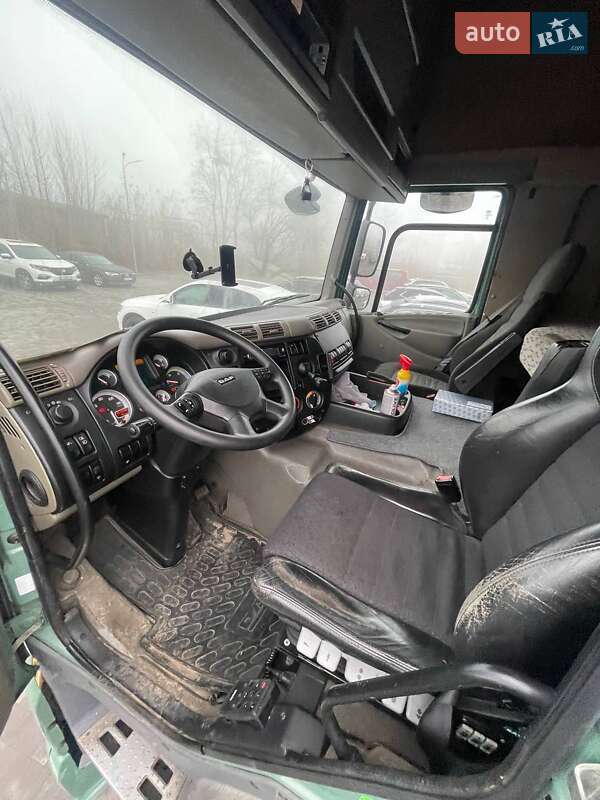 Тягач DAF CF 2011 в Львові