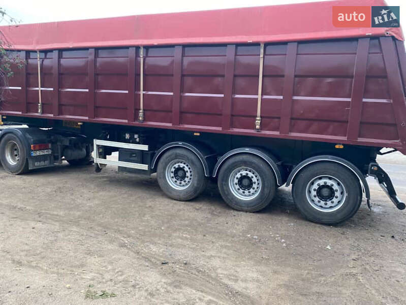 Тягач DAF CF 2011 в Александровке