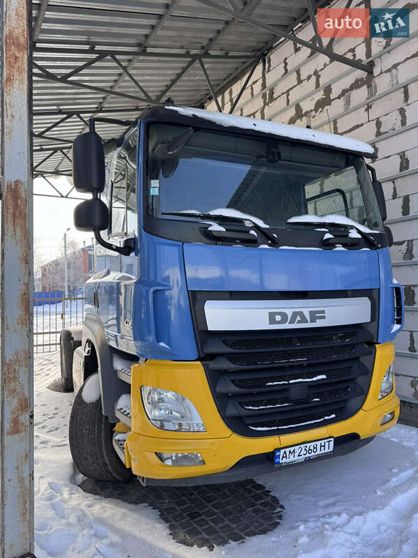 Тягач DAF CF 2015 в Житомире