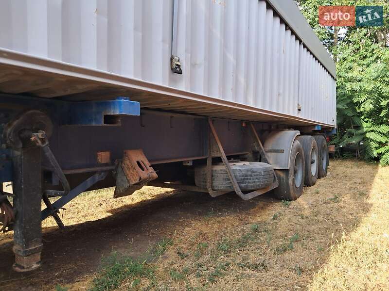Контейнеровоз DAF CF 2008 в Доброславе