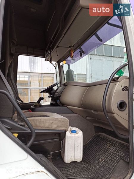 Тягач DAF CF 2007 в Киеве
