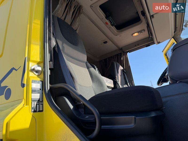 Тягач DAF CF 2015 в Житомирі
