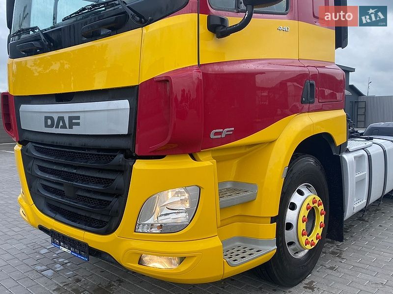 Тягач DAF CF 2016 в Лопатине