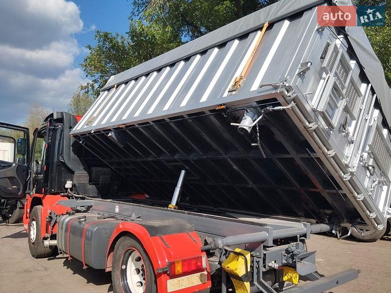 Самоскид DAF CF 2008 в Рівному